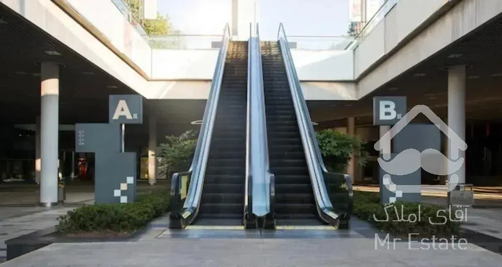 ۳متر اداری تجاری فرصت  تاپ لوکیشن