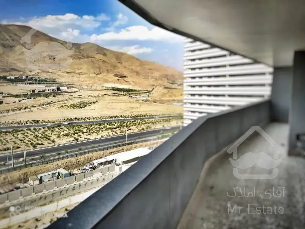 فروش آپارتمان 135 متری/برج G2/ویو ابدی شمال/دریاچه چیتگر