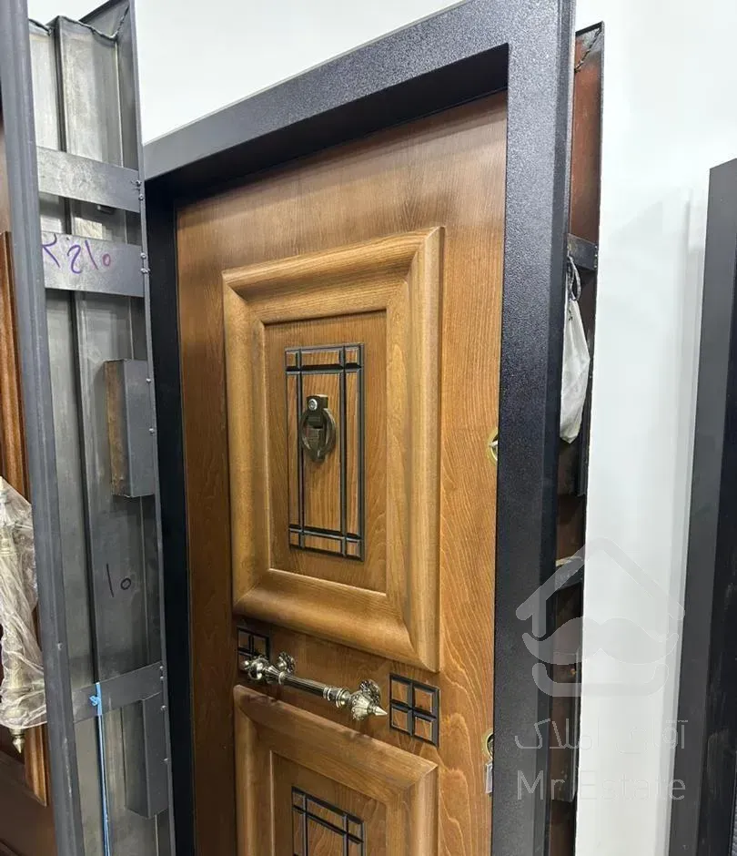 فروش آپارتمان ۸۲ متری ۲ خوابه طبقه ۱ در کیانشهر