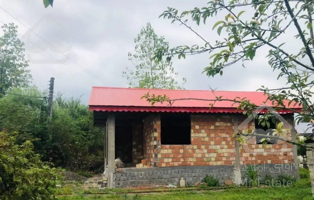 تقریبا 300مترزمین با 90متربنای نیمه کاره