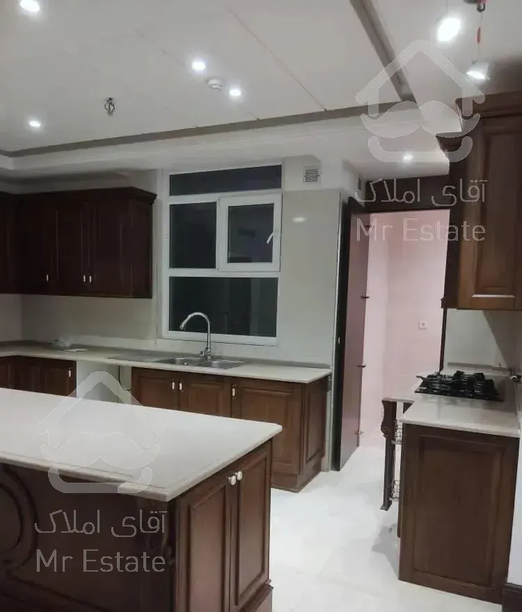 پاسداران/فرعی مشجر و دنج/148متر/3خواب