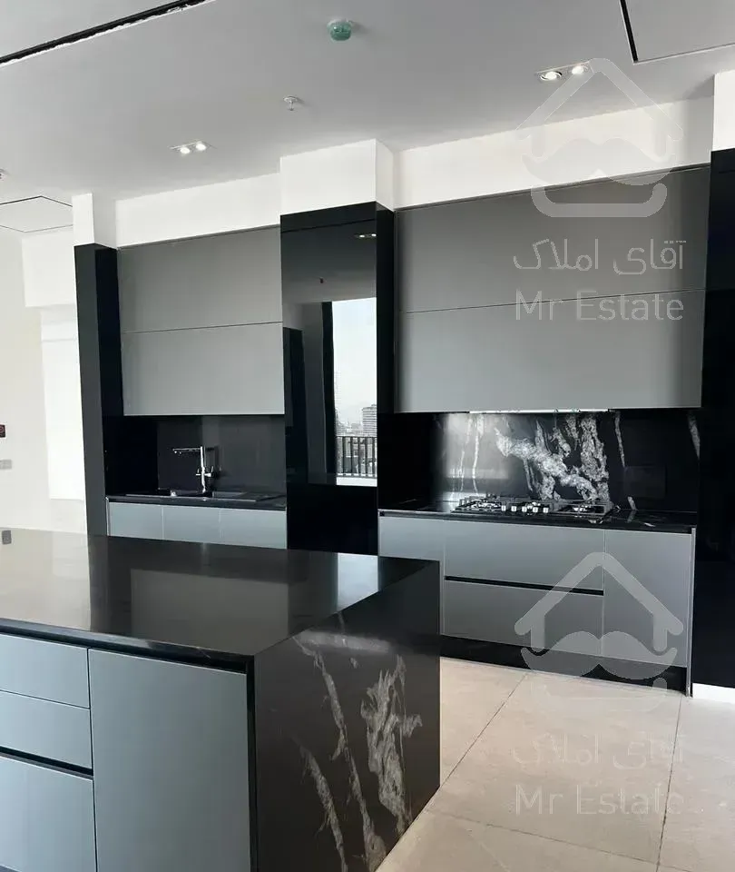 شیخ بهای شمالی ۱۷۲متری