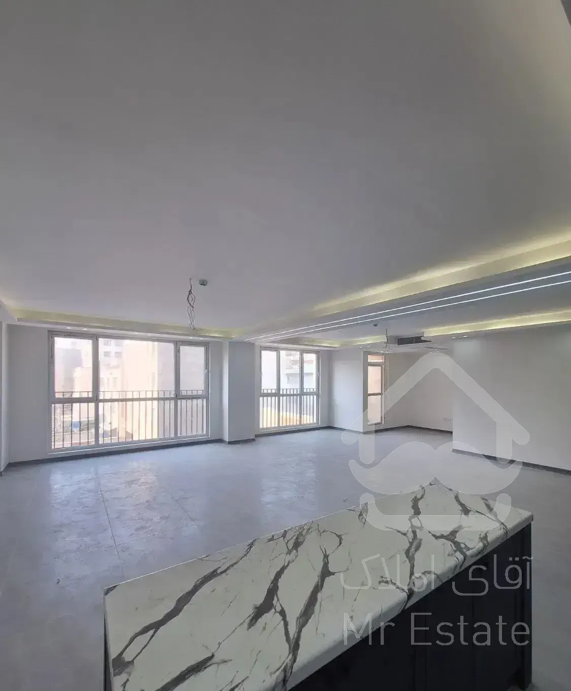 آپارتمان120متر3خوابه شهران جنوبی4ساله (تاپ لوکیشن)