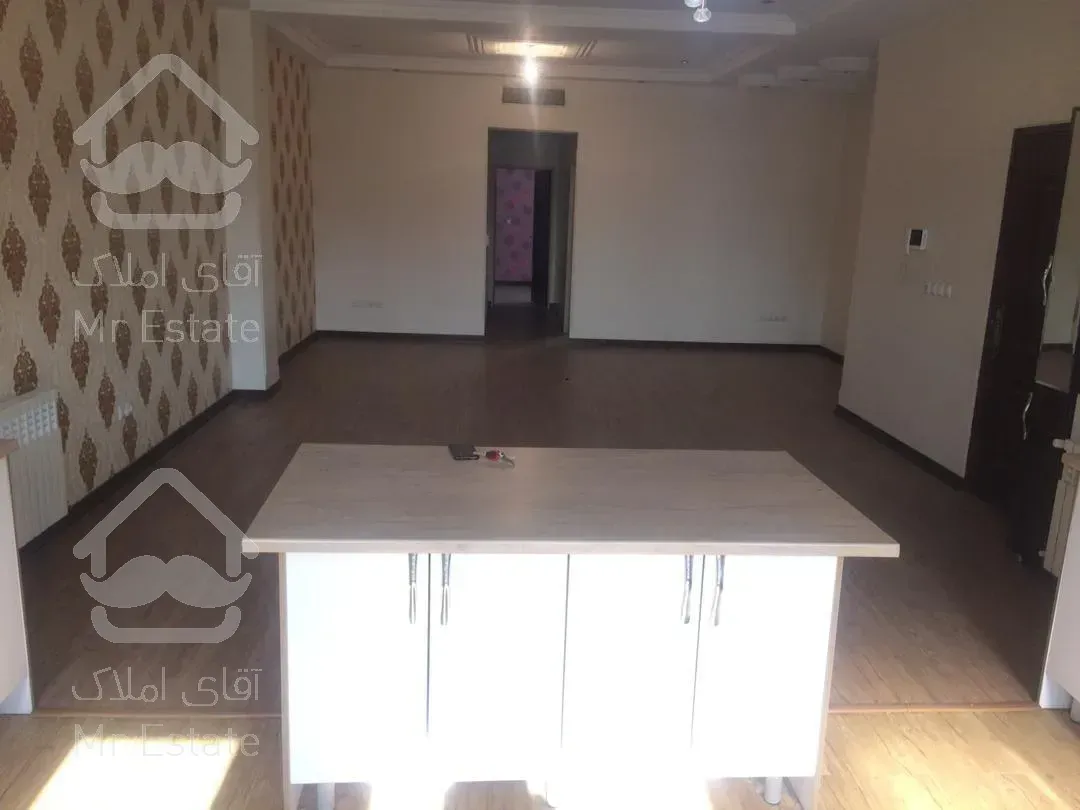 ۱۰۵متر آپارتمان صادقیه زیر قیمت