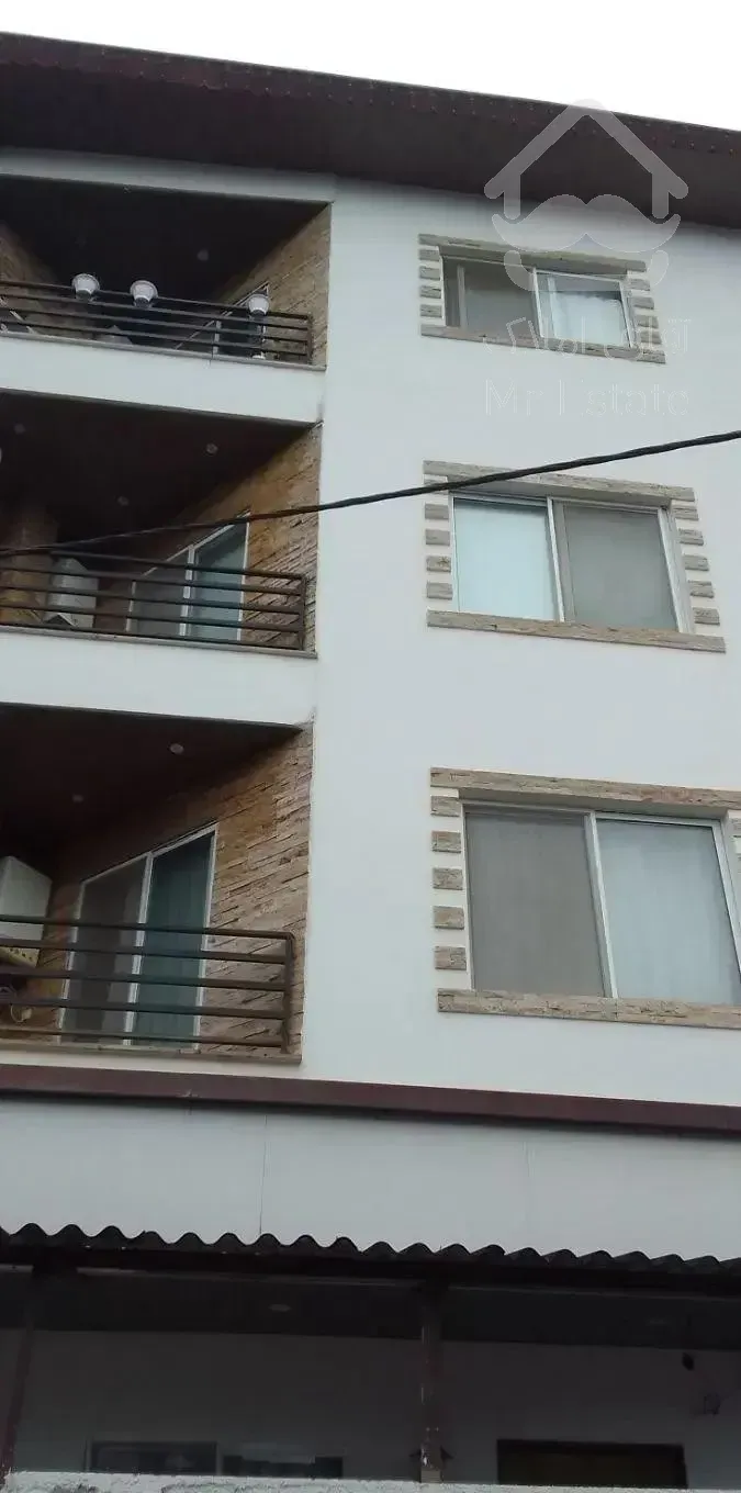 آپارتمان ۱۰۰ متری سند ۶ دانگ متل قو