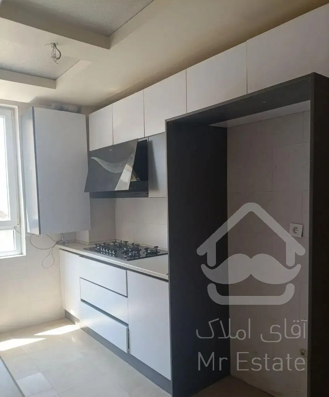 56 متر آپارتمان فروشی ، پارکینگ ، آسانسور