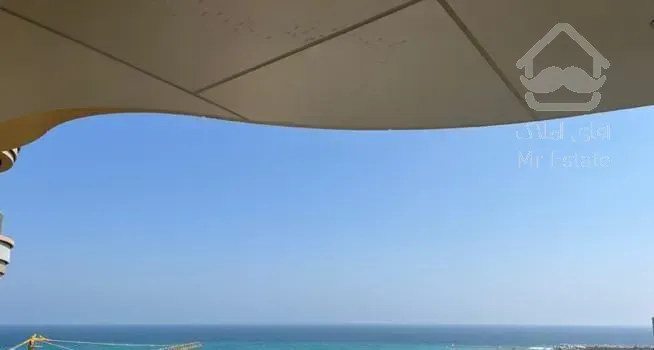 در بالکن ساحل مرجانی جزیره کیش زندگی کنید