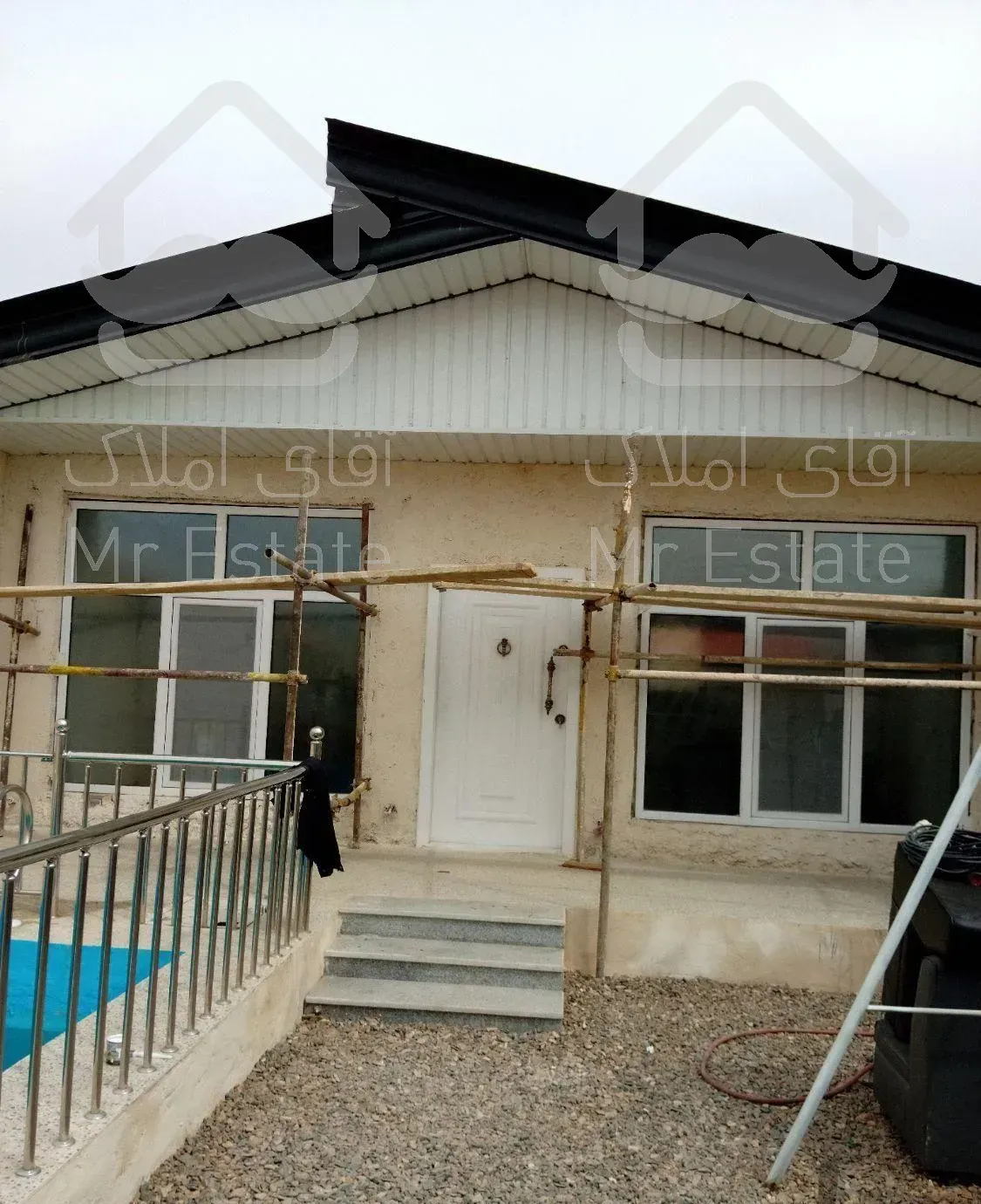 سقف شیبدار سبک پوشش اجرای شیروانی سوله پوشش سقف