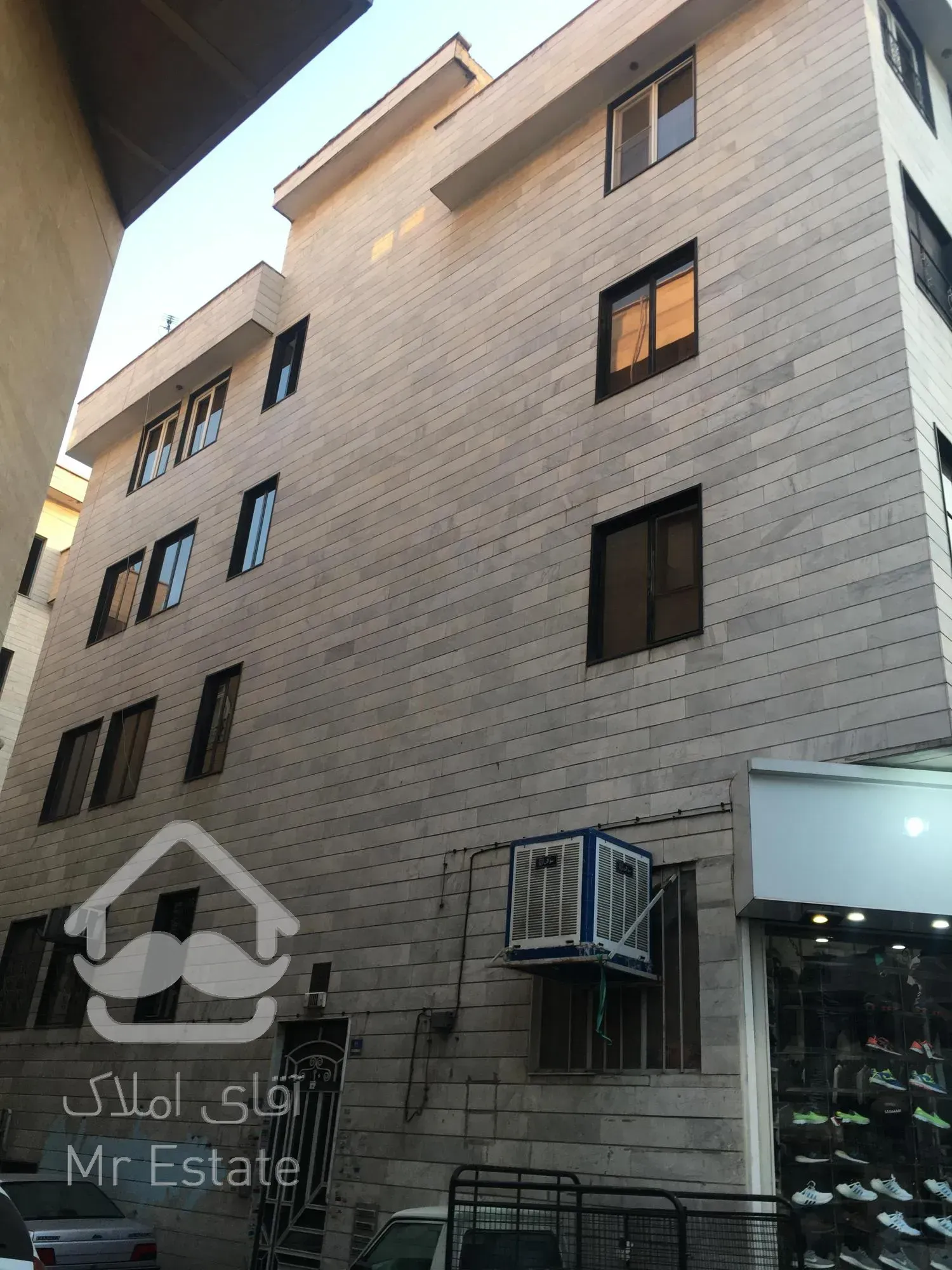 فووری فروش اپارتمان بر خیابان دامپزشکی