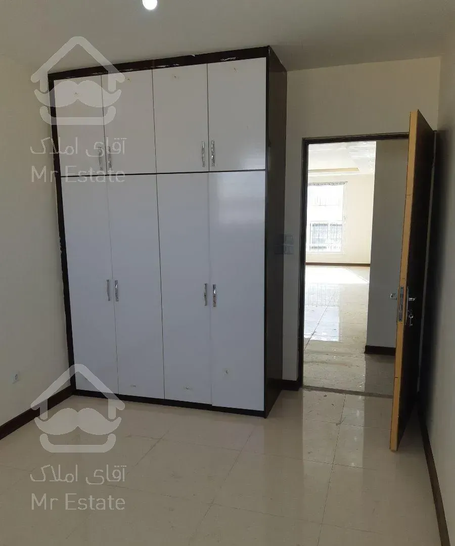 متراژ ۱۱۶ متر .جنوبی. سه اتاق خواب