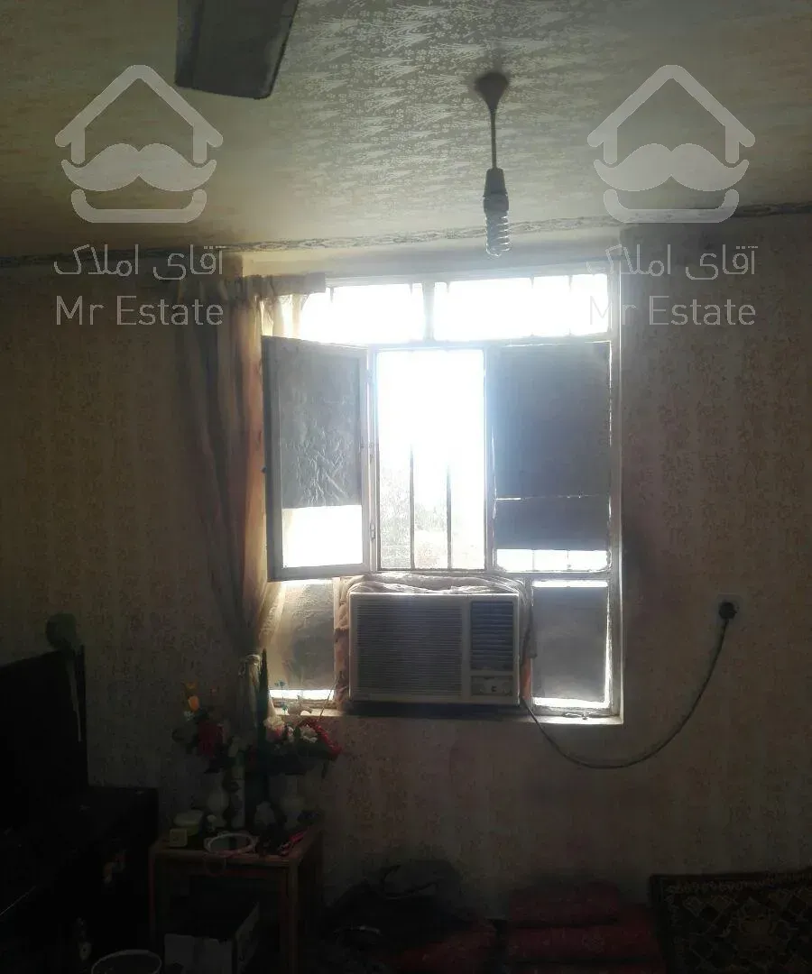 چهار واحده طبقه دوم جلو مربع