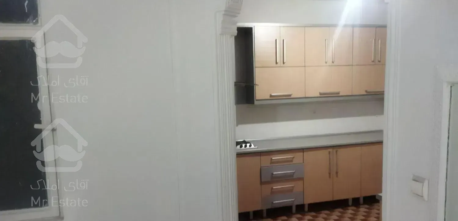 اپارتمان ٨٥ متر دو خواب طبقه اول بهار جنوبی