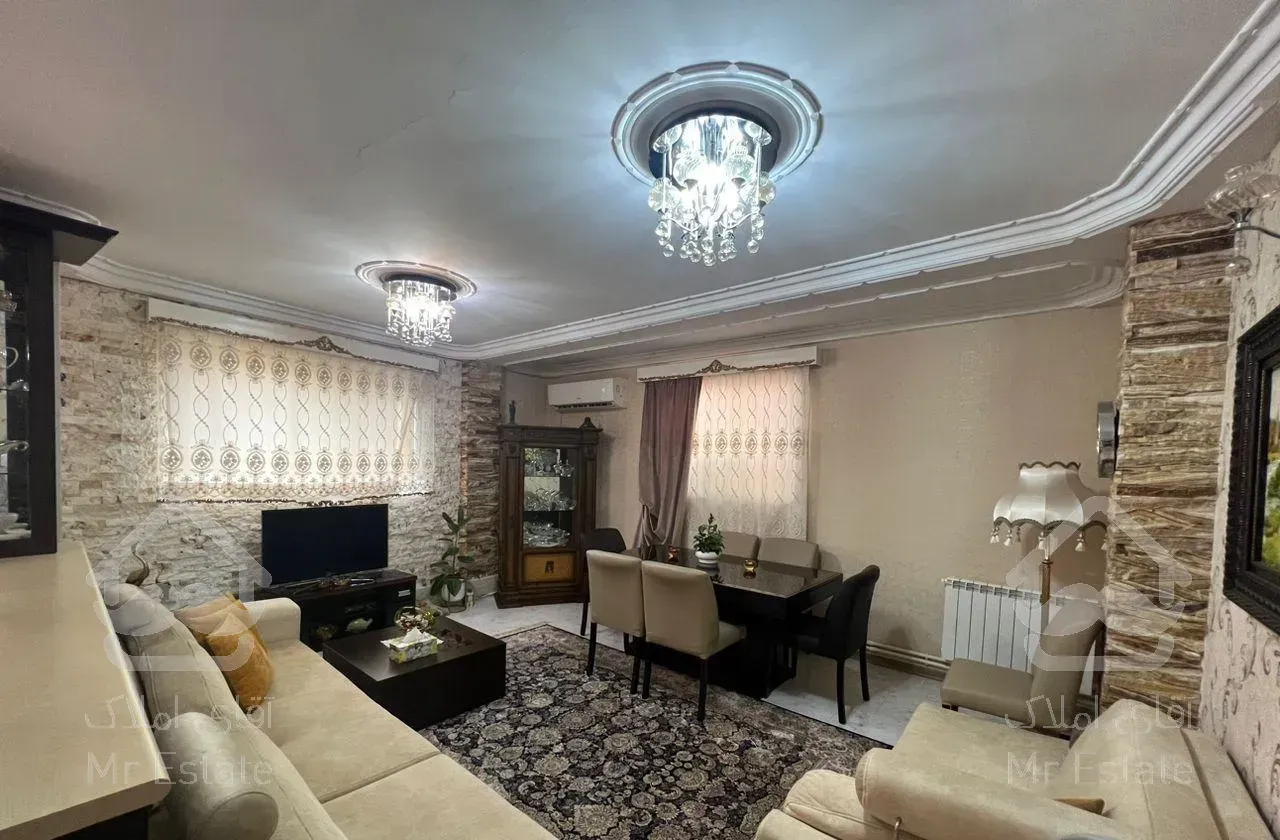 فروش واحد ۷۲/۵متر واقع در خیابان گلستان مرکز شهر