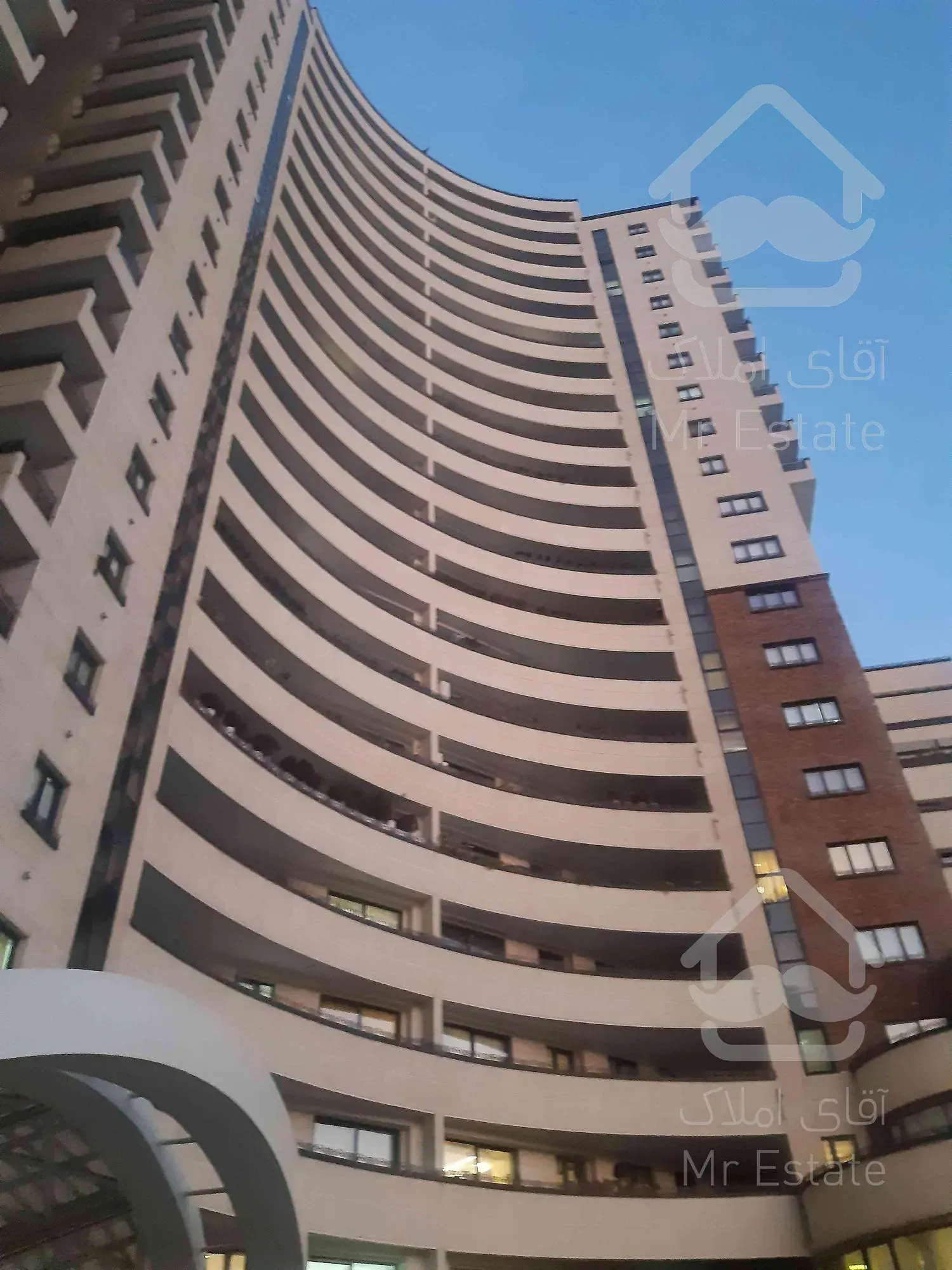 ۱۵۰ متری ۳خوابه برج دوقلوی المپیک