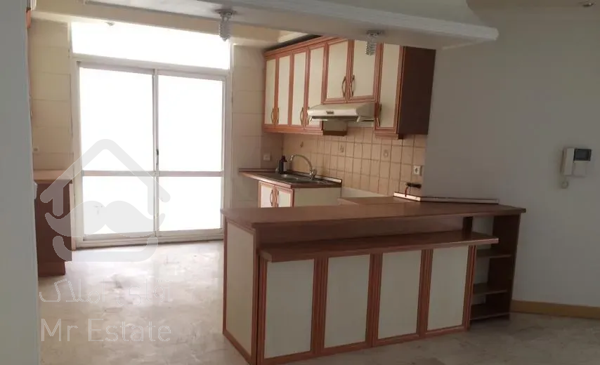 اپارتمان ۱۳۳متر اندرزگو سلیمی شمالی