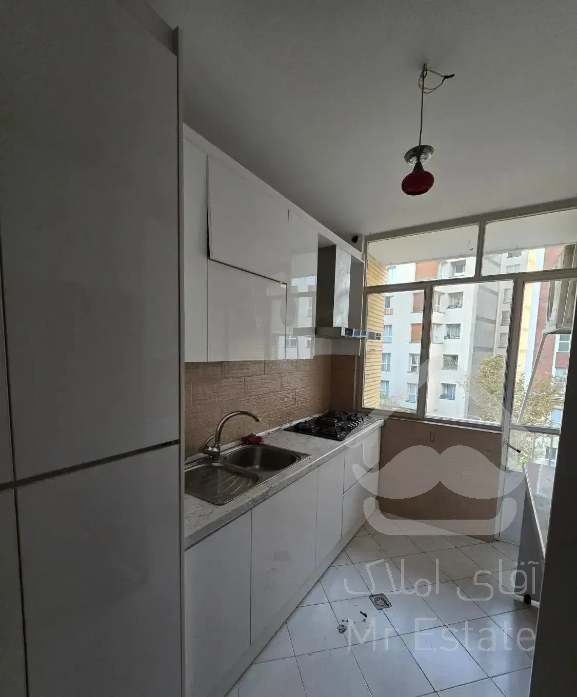 ۷۵ متر دو خواب با پارکینگ بهترین لوکیشن طالقانی