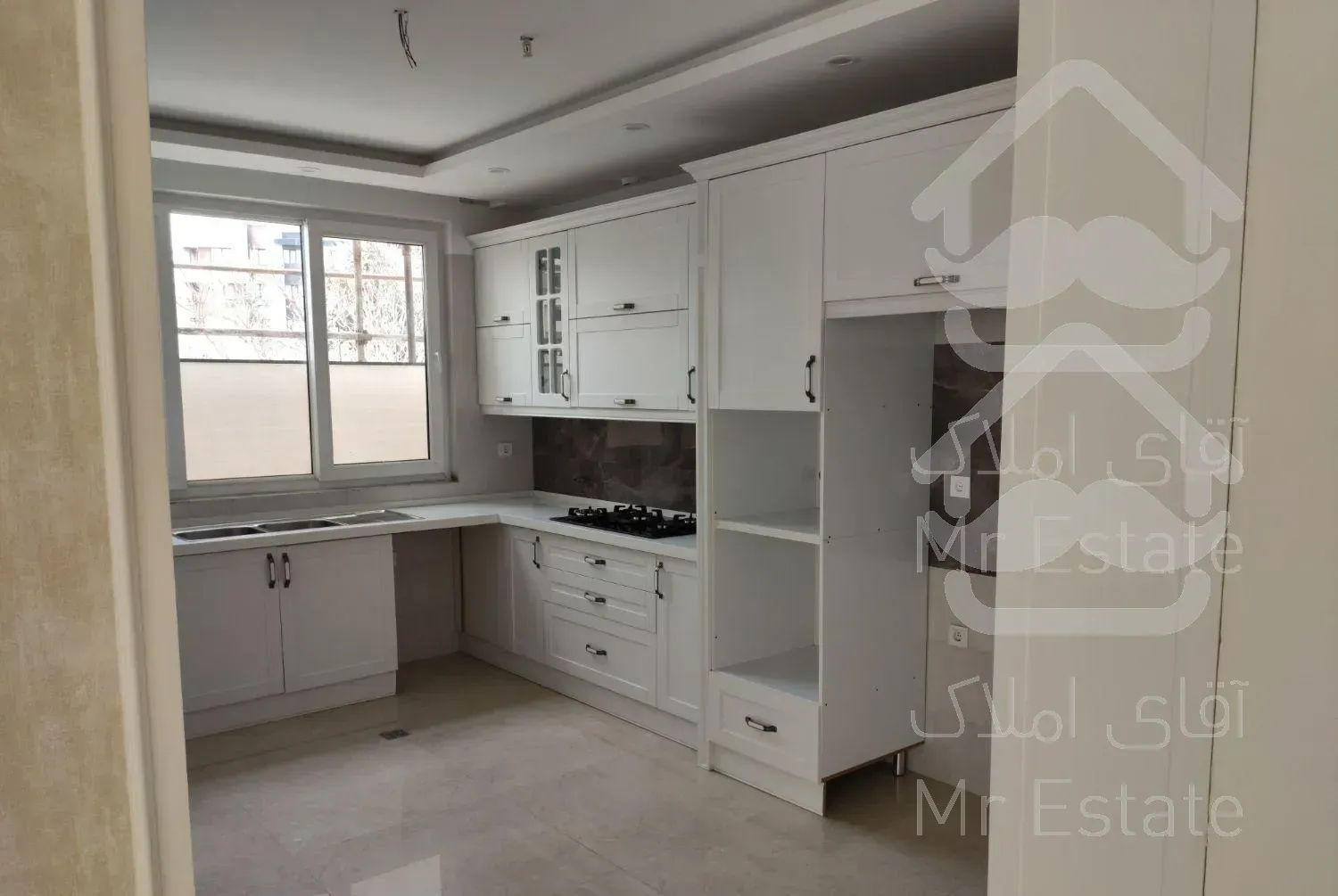 ظفر 145 متر 3 خوابه نوساز کیلید نخورده