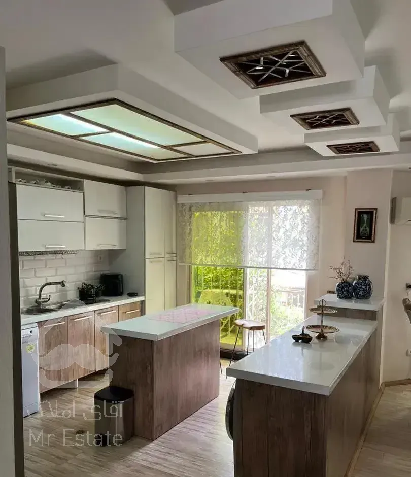 فروش ۱۲۵ متری اسپکلا طبقه اول