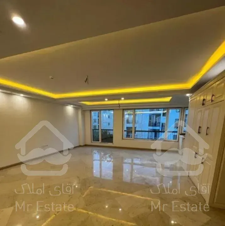 آپارتمان ۱۳۵ متری ۳ خواب /۳ ساله/خوش نقشه