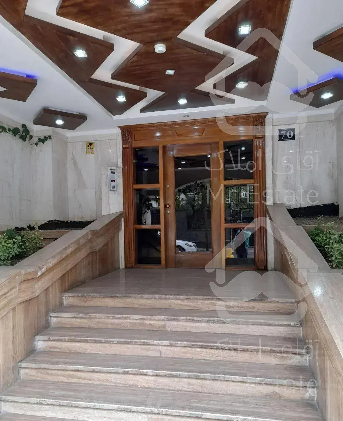 ۴۷ متر فول امکانات