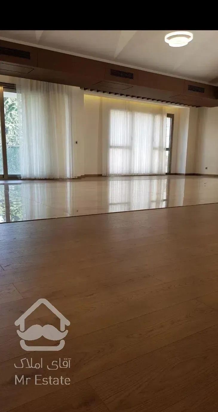 ولنجک ۲۳۰ متر ( ۳خواب مستر )