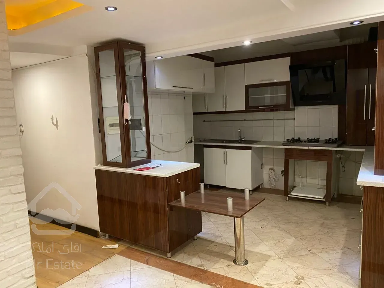 سعادت آباد سرو غربى ادارى ١٤٤ متر