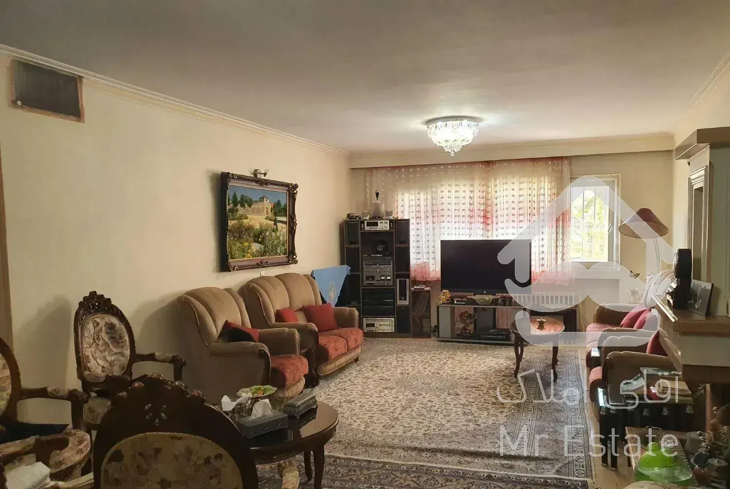 آپارتمان ۱۴۳ متر لوکیشن کنار کاخ