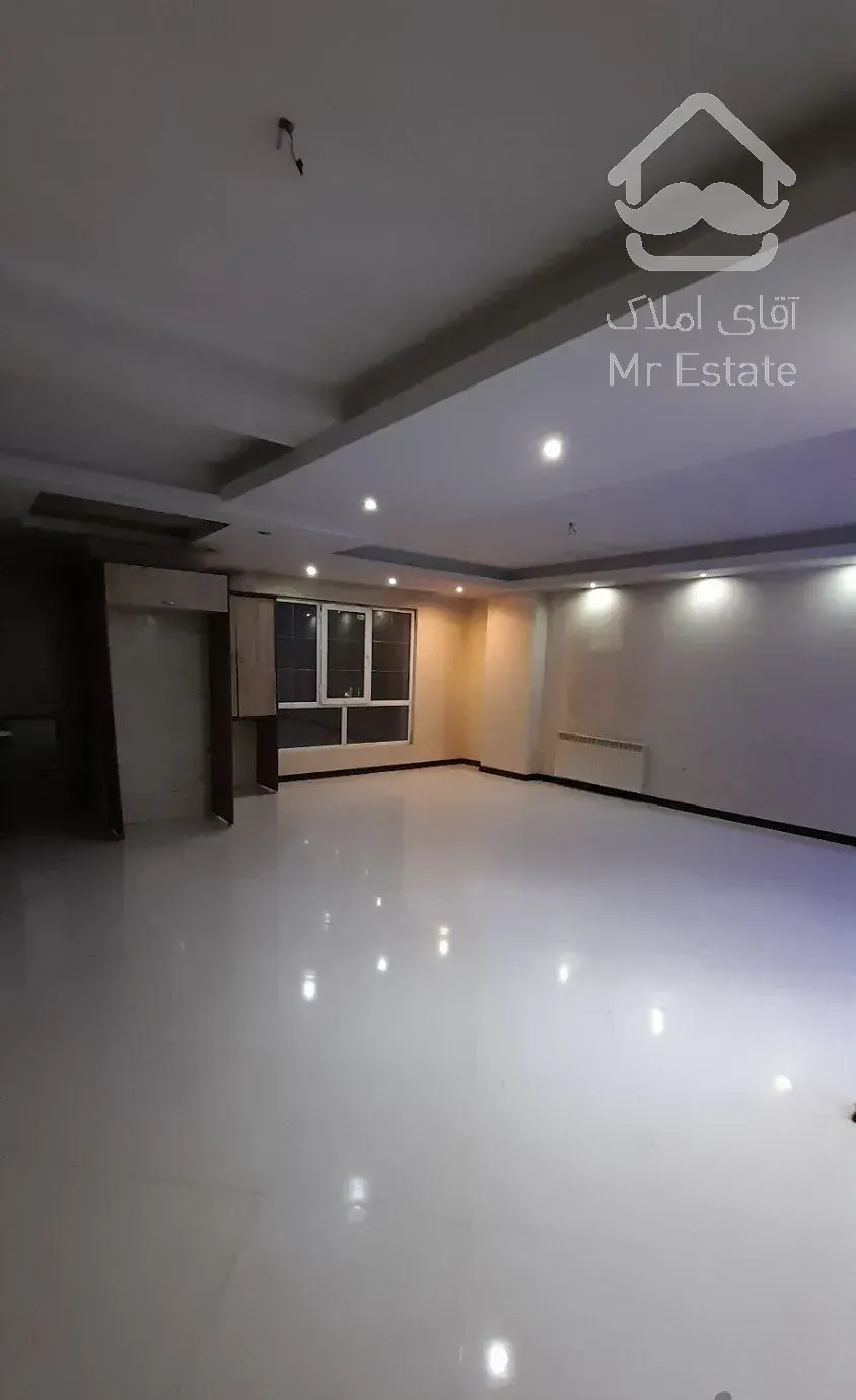 * ۹۰ متر هفت تیر - بهارشیراز *