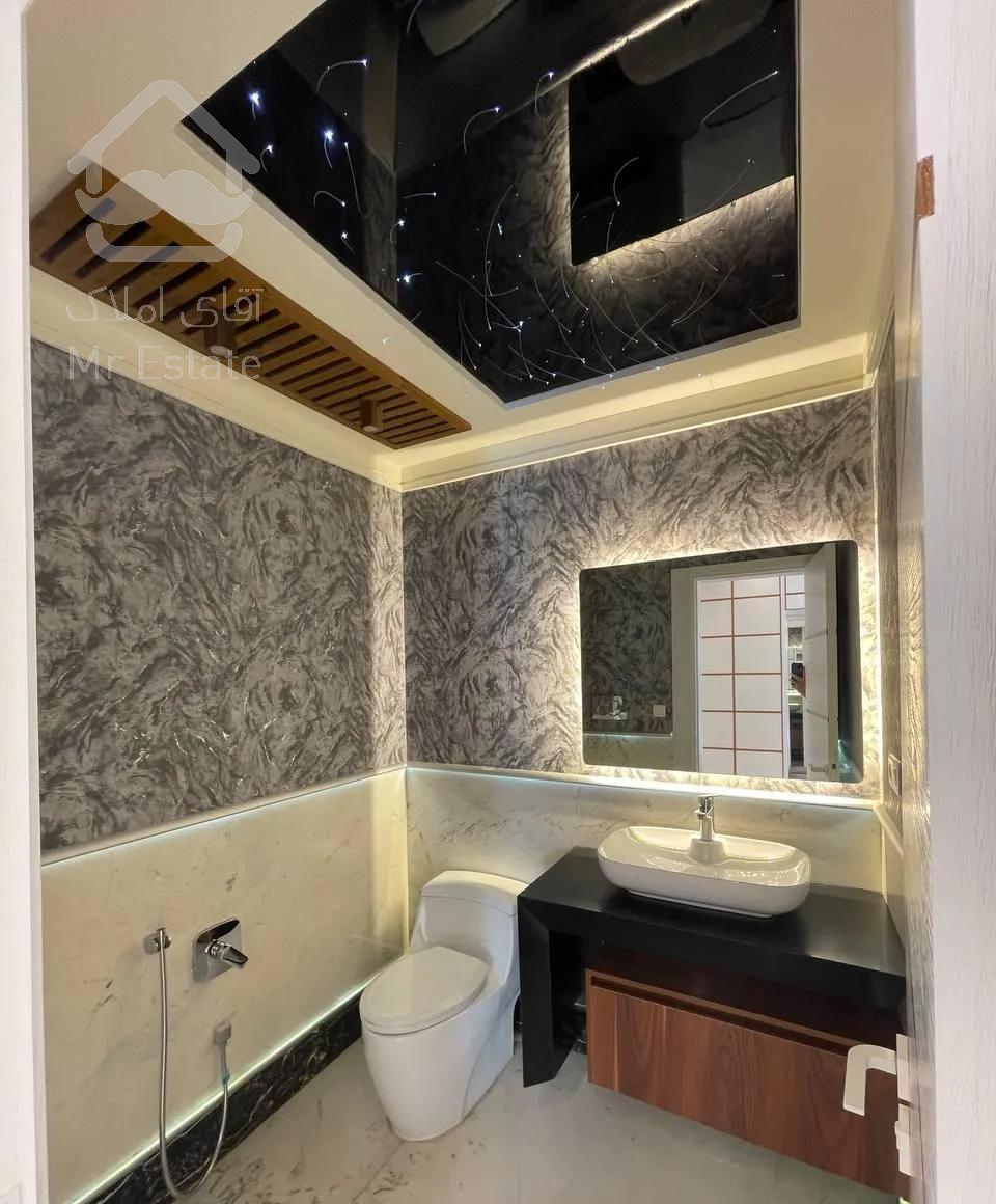 آپارتمان۱۵۰متر فول نوساز غرق نور ۲p لارستان