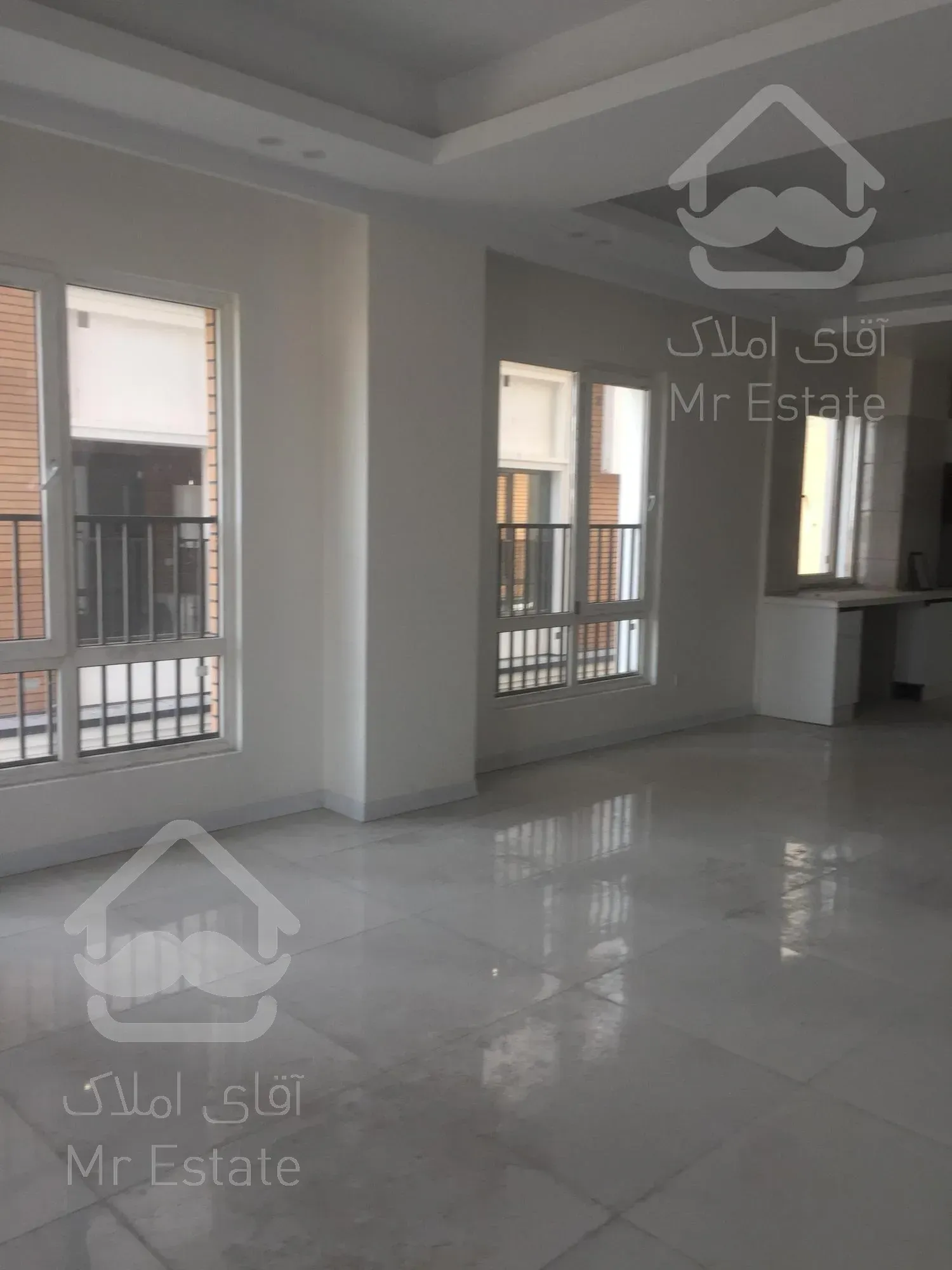 خرید واحد ۱۵۰ متری اقساطی ویو ابدی چیتگر