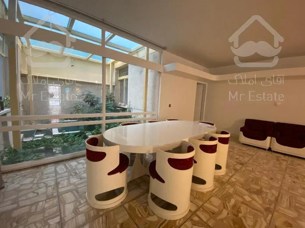 ۴۰۰ متر ویلا دربست زعفرانیه