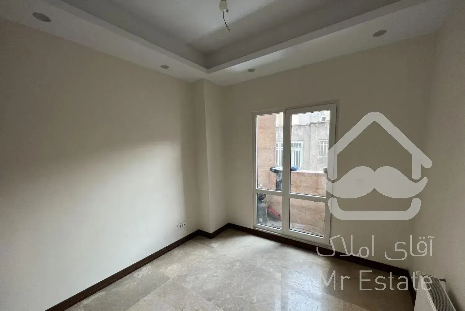 * خواجه عبدالله '۱۳۳متر نوساز تک واحد - ۲پارکینگ *