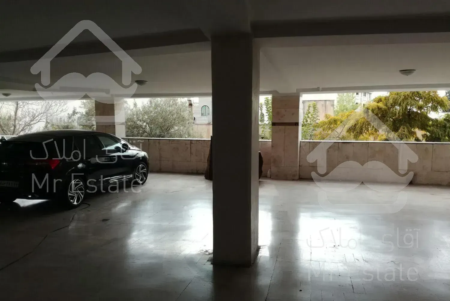 فروش ۹۰ متر آپارتمان ویو رو به شیان