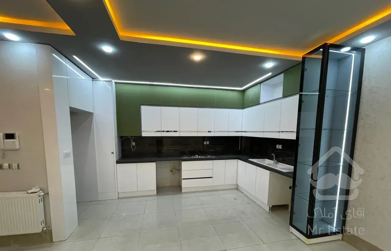 فروش آپارتمان ۱۰۰ متری ۲ خوابه انتهای مدرس