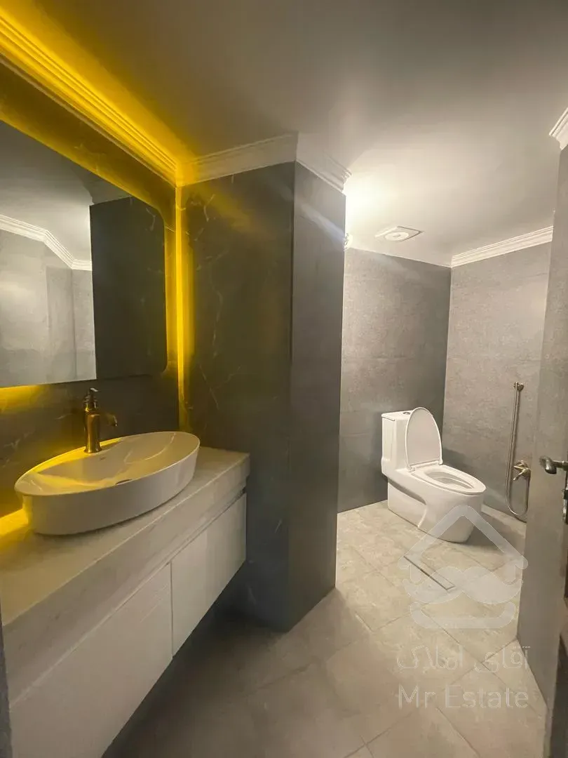 رهن و اجاره آپارتمان ۳۵۰ متر نیاوران ۲۵ متر تراس