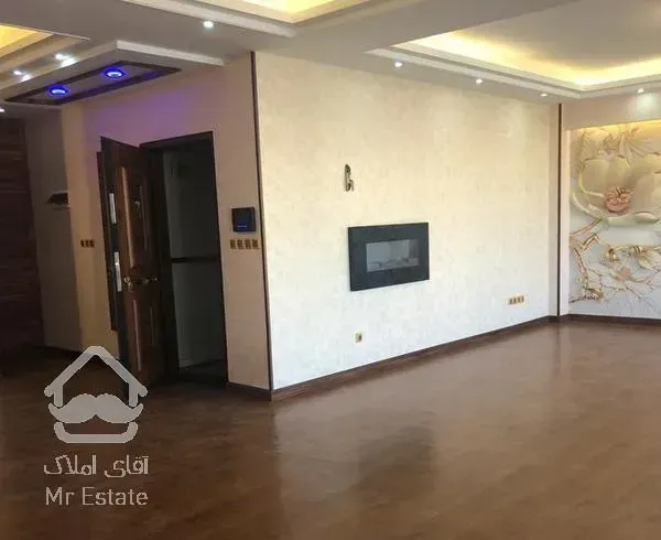 آپارتمان  ۱۳۵متری