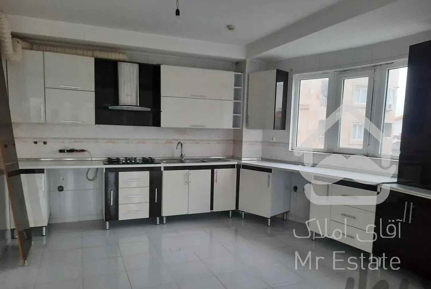 ویو دریا دسترسی آسان به مرکز شهر واحد تمیز