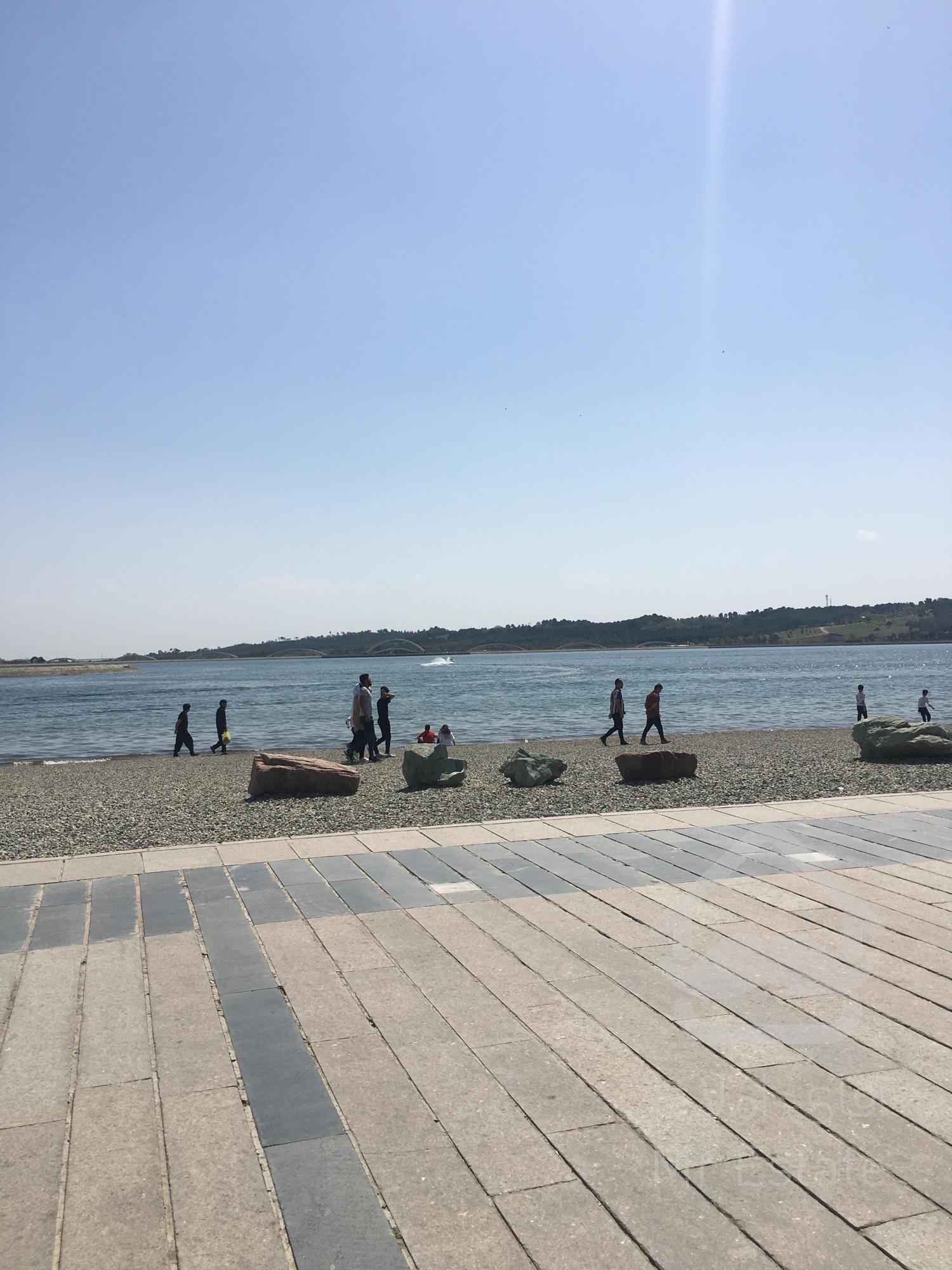 پروژه خاتم دریاچه چیتگر تحویل دو ساله ۱۲۰ متری