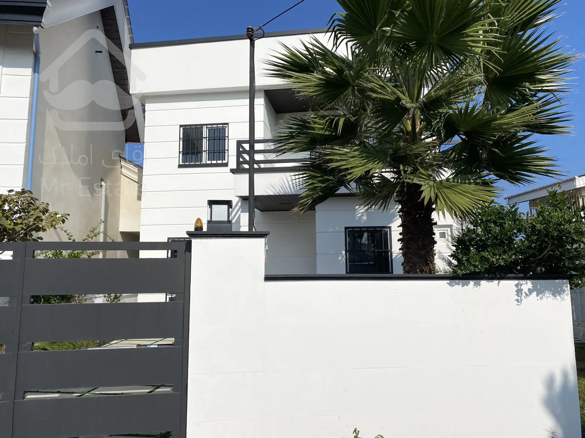 فروش ویلای ۲۰۰ متری نوساز