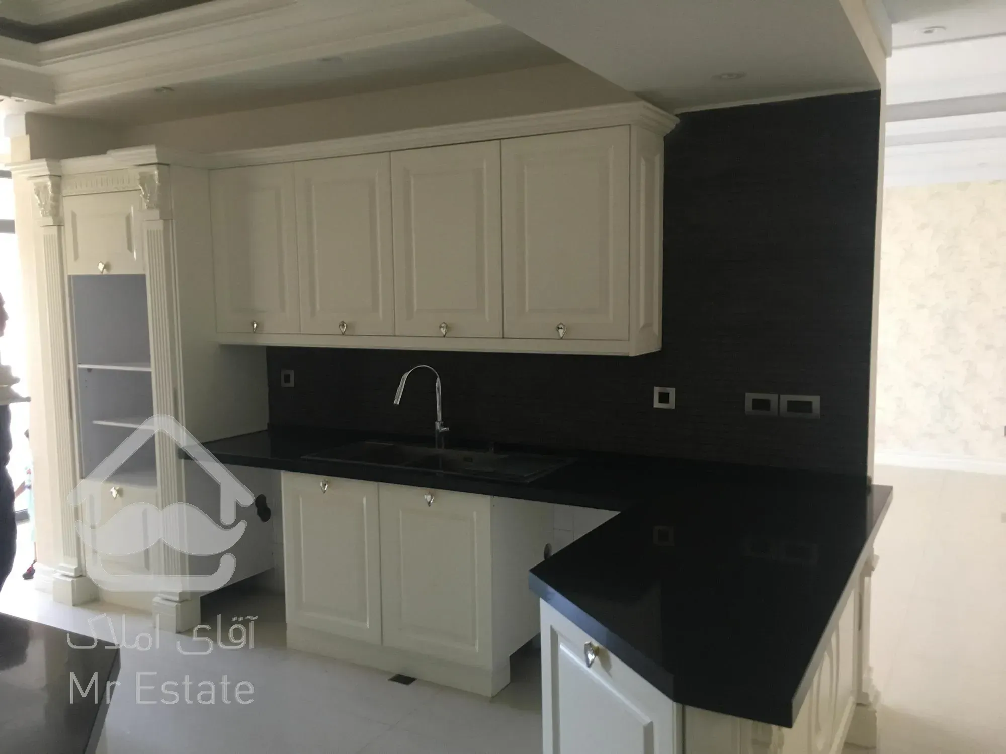 ۱۶۰ متر ولنجک برج کلاسیک