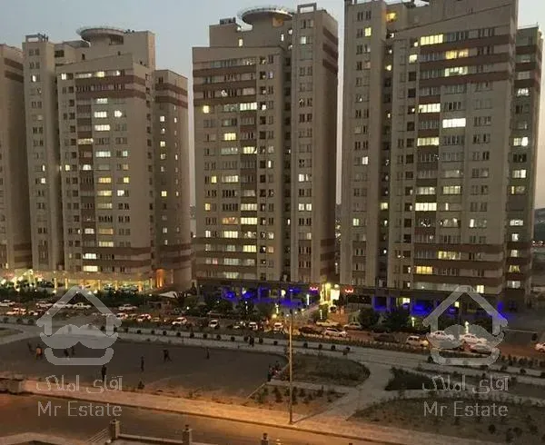 ۱۱۰متر در برج های زیبای اسمان