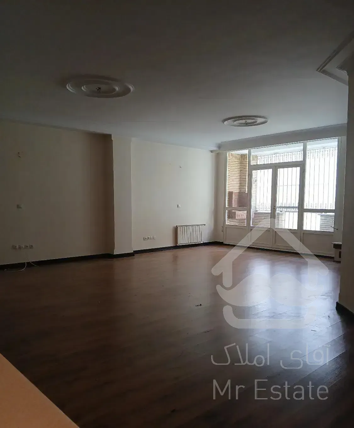 ۱۳۲ متر آپارتمان ۳ خوابه