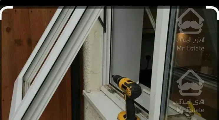 تعمیرات درب وپنجره دوجداره وتوری پذیرفته می‌شود