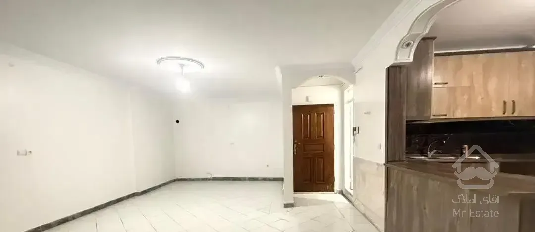 اجاره واحد 65 متری تک خوابه / دارای پارکینگ