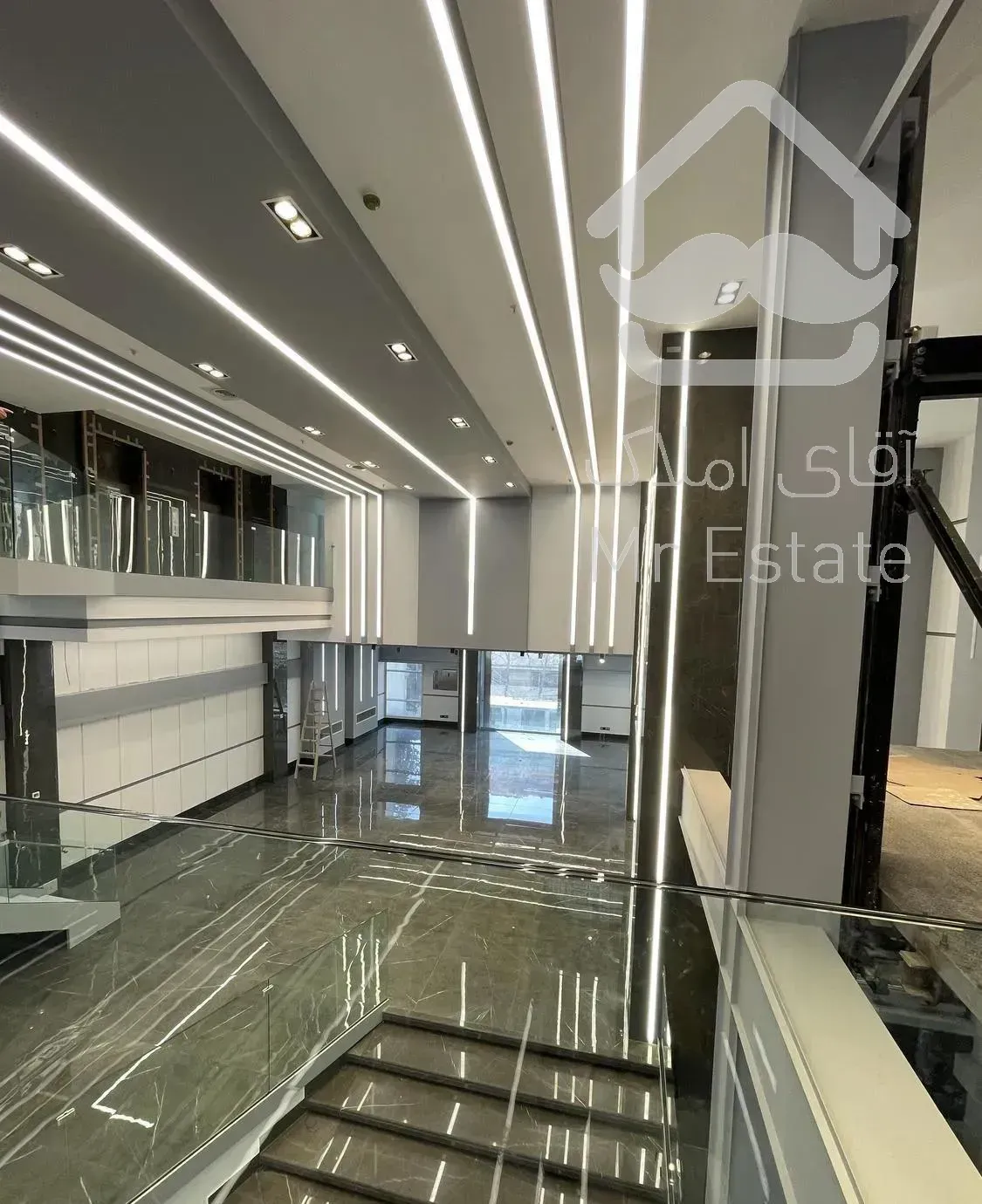 ۷۰۰ متر تجاری مغازه اندرزگو