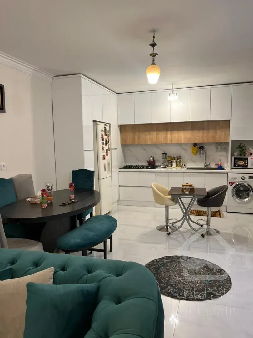 ۶۶متر۱خواب فول نور مستقیم