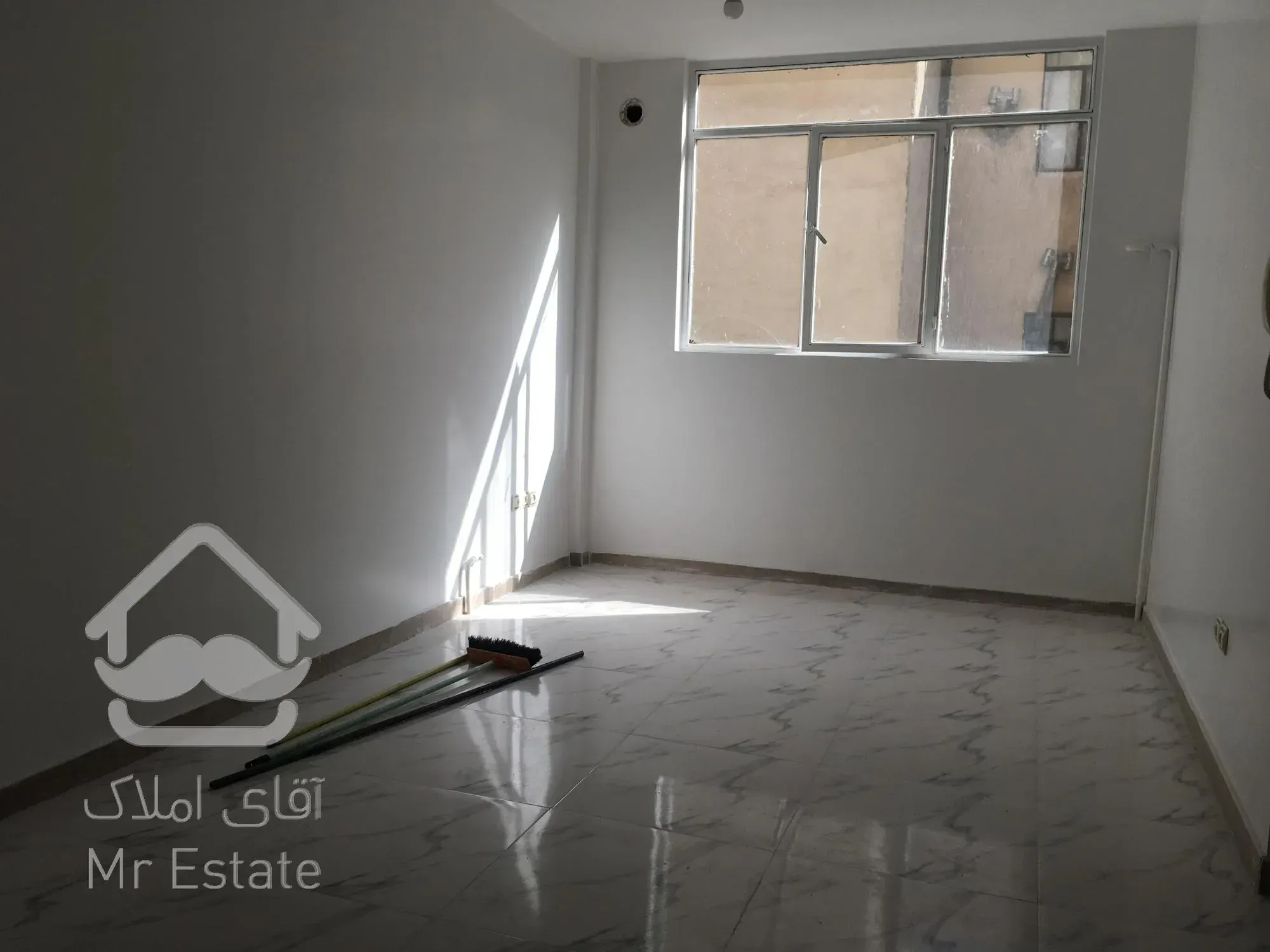 ۳۹متر/تکواحدی/طبقه اول/فول بازسازی/کارون