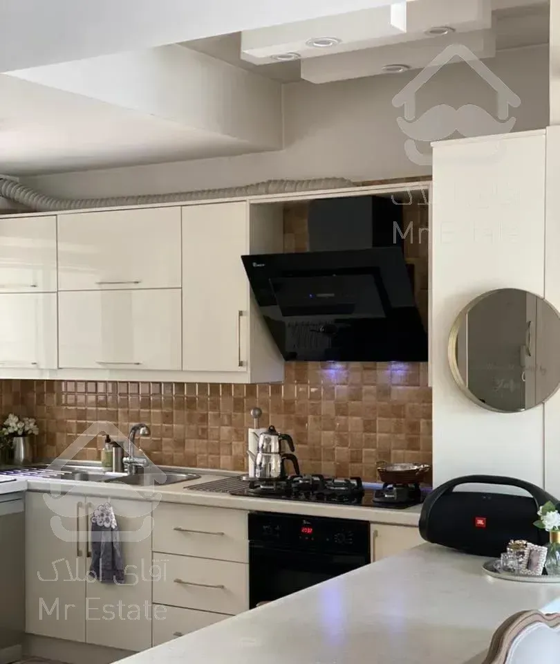 ۱۲۰متر آپارتمان شمال جردن (  / ۲پارکینگ  )