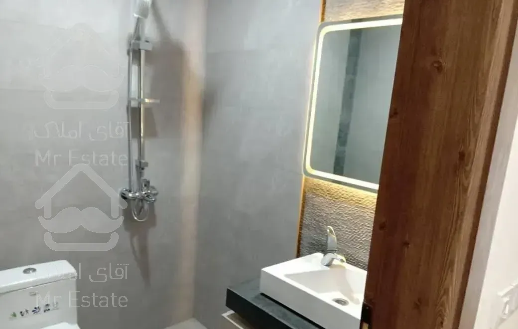 126 متر دو خوابه کلید نخورده