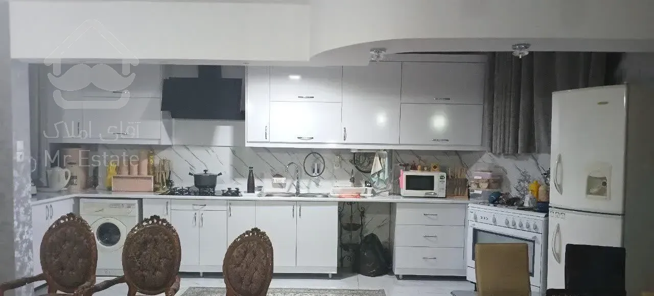 فروش آپارتمان ۱۰۰ متری ۲ خوابه طبقه ۲ در حسین‌آباد